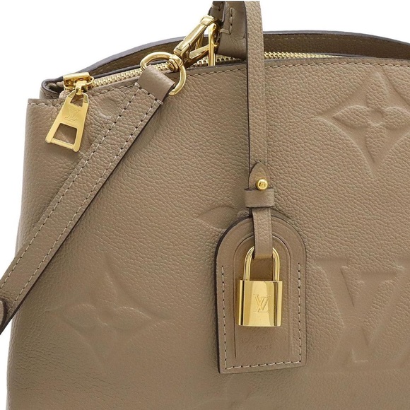 Louis Vuitton Monogram Empreinte Grand Palais Handbag - Picture 7 of 12